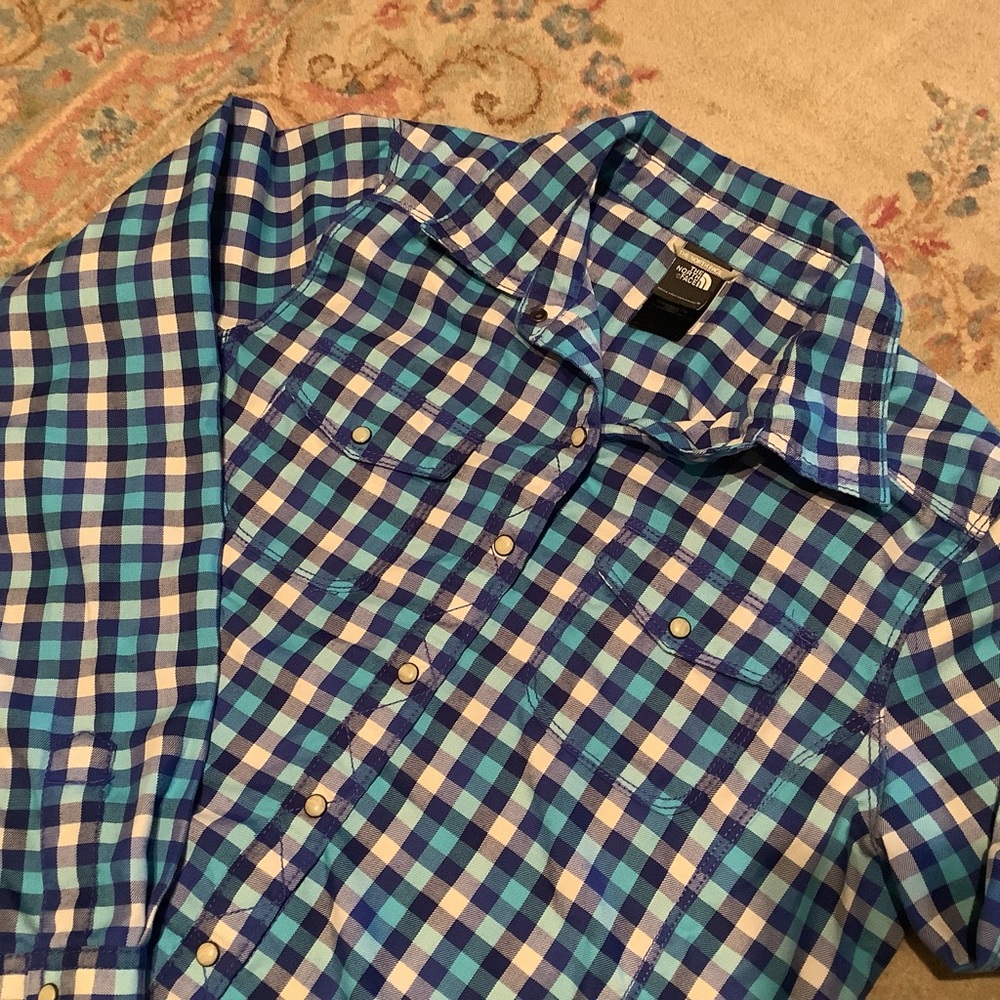 The North Face Women’s Blue Plaid Shirt Sz Med